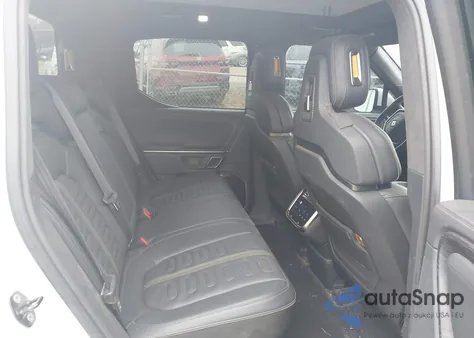 2022 Rivian R1T Adventure из США, поврежденный, VIN 7FCTGAAAXNN013896